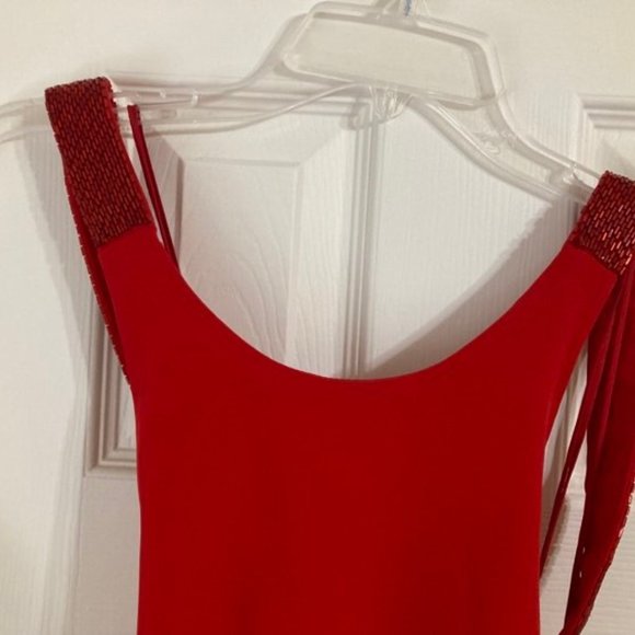 NWT Cache elegant, stunning red dress with sequins - Picture 7 of 7